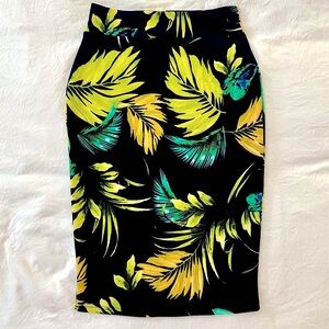 Vibe Sportswear Tropical Print Pencil Skirt